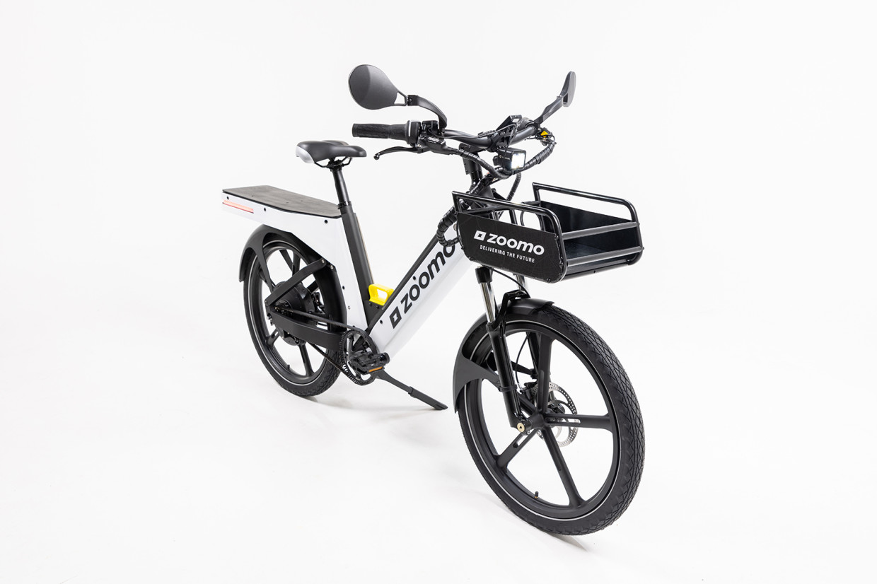 New Zoomo One prototype of 'moped killer' delivery ebike lands Move